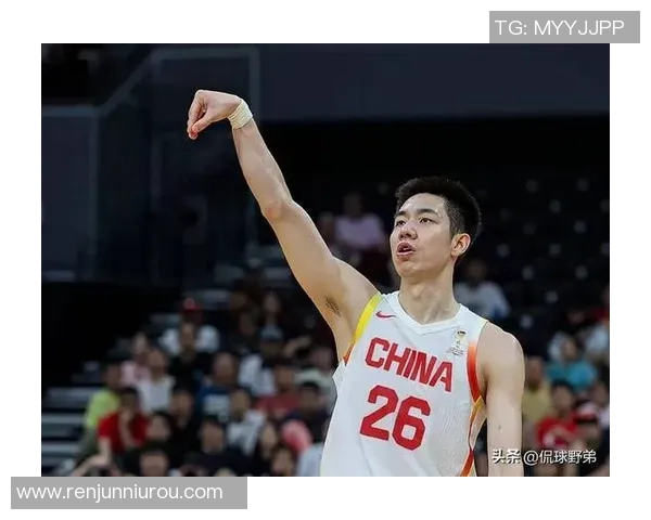朱俊龙:从青涩少年到篮球场上的璀璨明星之路探秘