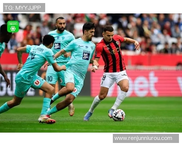 蒙彼利埃与里昂的激烈对决揭示法甲争冠新格局